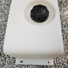 Load image into Gallery viewer, Burger Motorsports BMS 2 Gallon Universal Low Profile WMI Tank