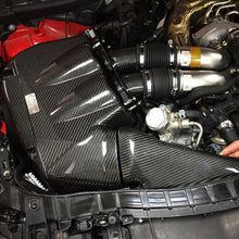 Load image into Gallery viewer, Eventuri Audi C7 RS6 / RS7 Black Carbon Intake System EVE-C7RS6-CF-INT