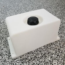Load image into Gallery viewer, Burger Motorsports BMS 2 Gallon Universal Low Profile WMI Tank