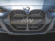 Load image into Gallery viewer, RW Carbon BMW G22 G23 4-Series CSL Style Carbon Fiber Grille bmwg22013