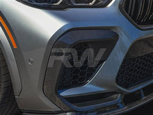 Load image into Gallery viewer, RW Carbon BMW F96 X6M Carbon Fiber Upper Bumper Splitters bmwf9605