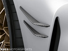 Load image into Gallery viewer, Genuine BMW M3 (G80) / M4 (G82) M Performance Carbon Fiber Aero Flicks