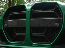 Load image into Gallery viewer, 2020-2025 BMW M3 (G80) / M4 (G82 / G83) CSL Inspired Dry Carbon Full Replacement Kidney Grille