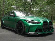 Load image into Gallery viewer, 2020-2025 BMW M3 (G80) / M4 (G82 / G83) CSL Inspired Dry Carbon Full Replacement Kidney Grille