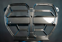 Load image into Gallery viewer, 2020-2025 BMW M3 (G80) / M4 (G82 / G83) CSL Inspired Dry Carbon Full Replacement Kidney Grille
