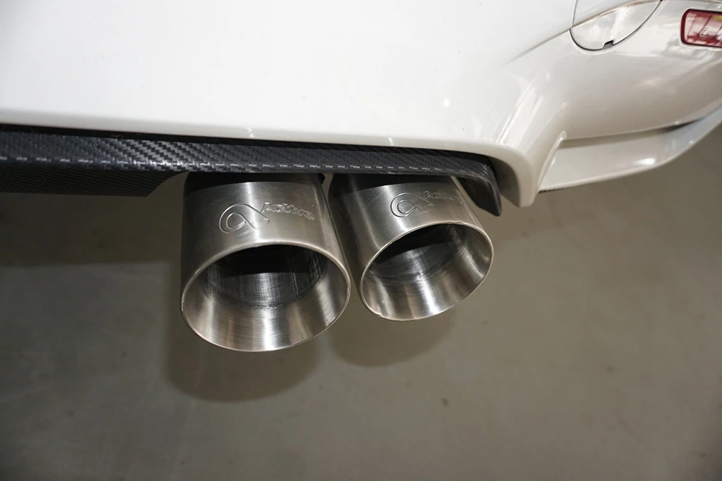 MAAD MAXX - F8X BMW M3 & M4 REAR EXHAUST SECTION - 3 CAN VALVED 11-073