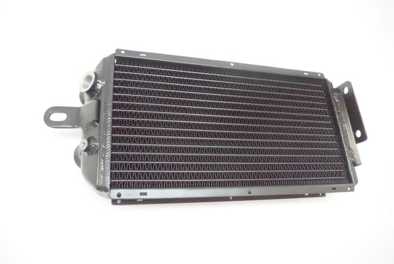 CSF Radiators 911/930 TURBO RIGHT FENDER OIL COOLER 8168