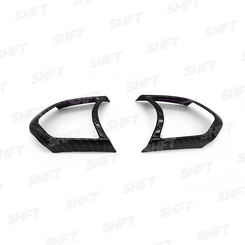 RFF SHFT STEERING WHEEL BUTTON FRAME TRIM IN CARBON FIBRE LOOK WITH GLOSS FINISH