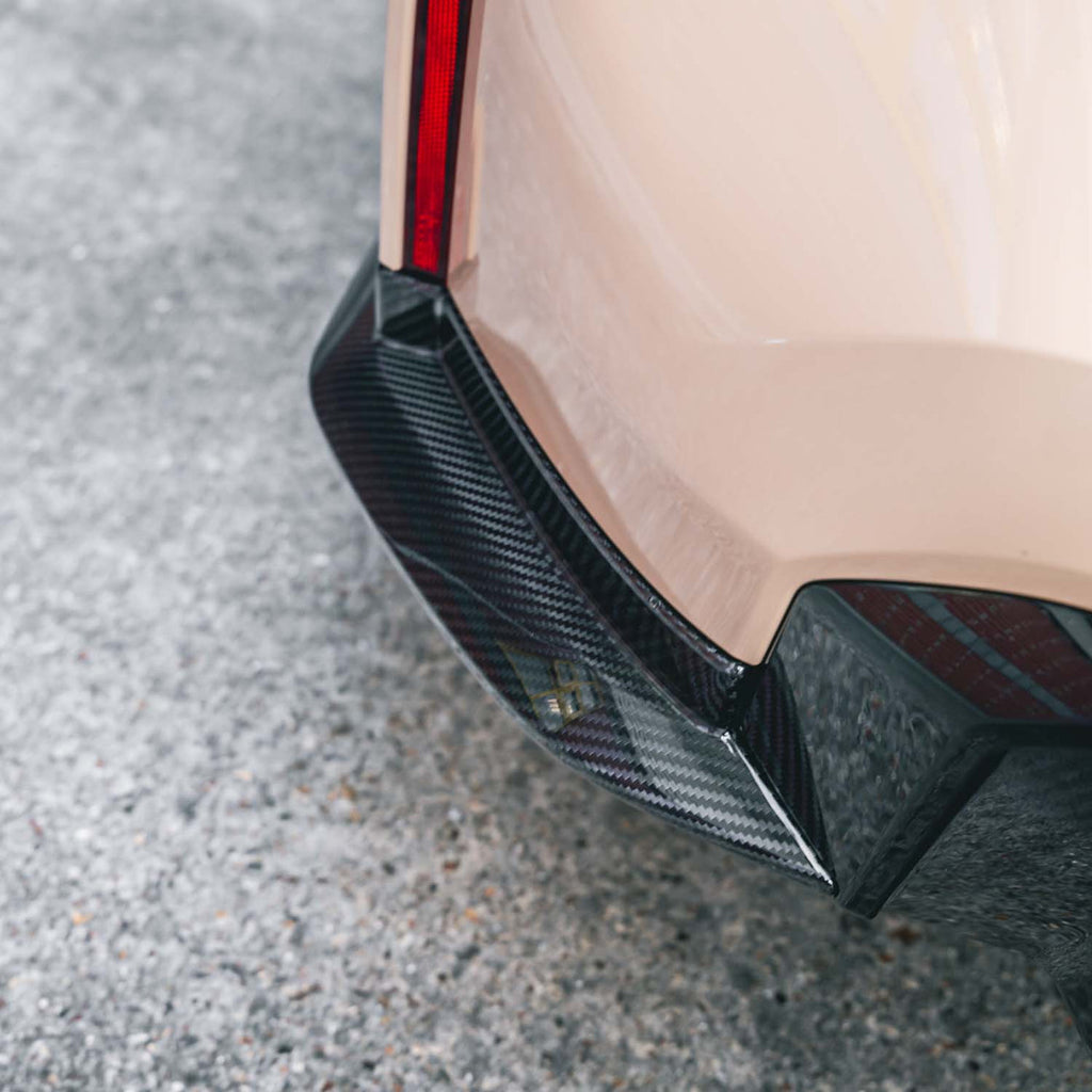 R44 MHC PLUS BMW G80 M3 OEM STYLE REAR SIDE DIFFUSER CORNER REPLACEMENTS IN PRE PREG CARBON FIBRE