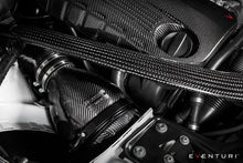 Load image into Gallery viewer, Eventuri BMW F8X M3 / M4 S55 Black Carbon / Colored Kevlar Engine Cover EVE-F8XM-KV-ENG